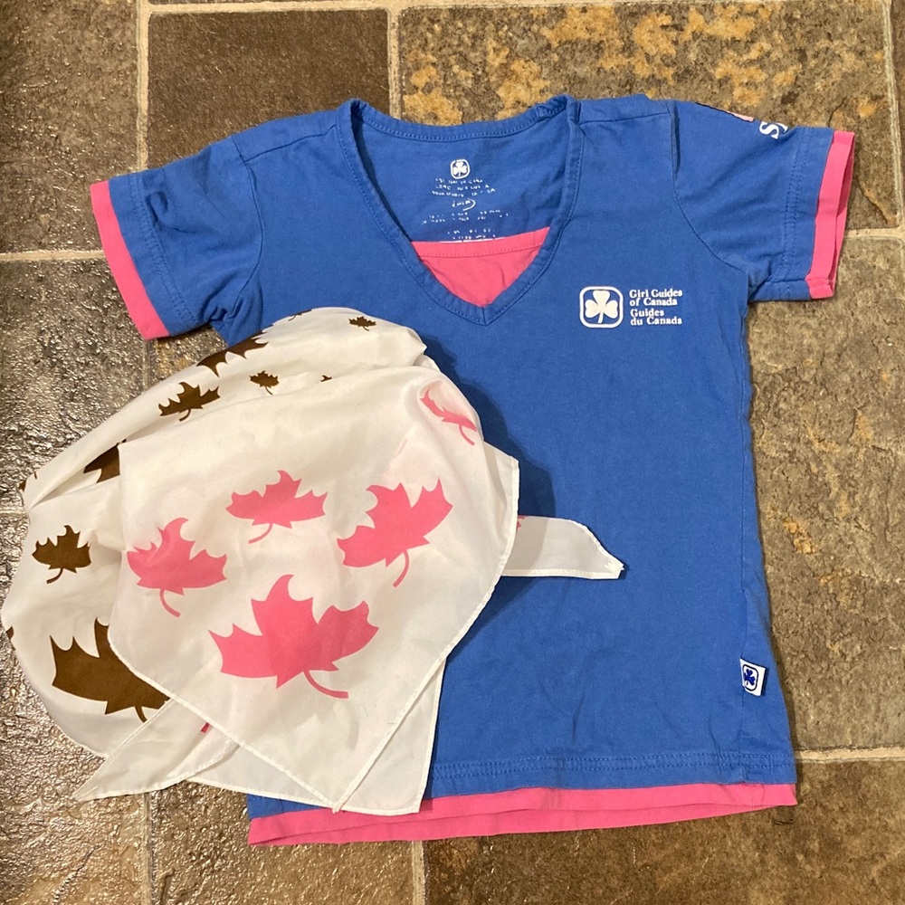 Girl Guides Canada spark uniform